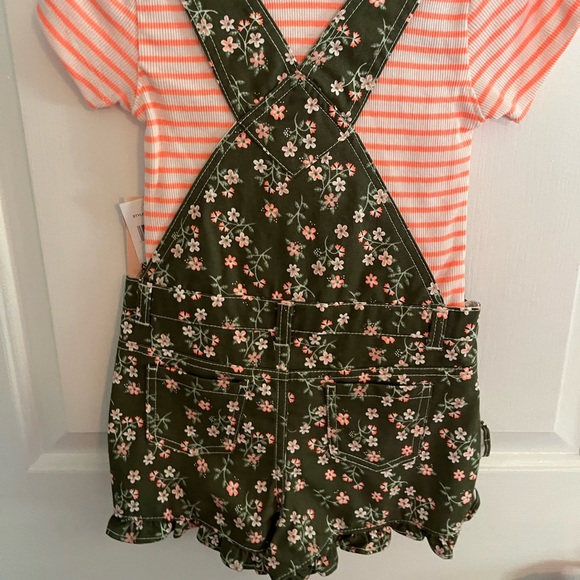 Two outfits new with tags (not our style) - Picture 5 of 6